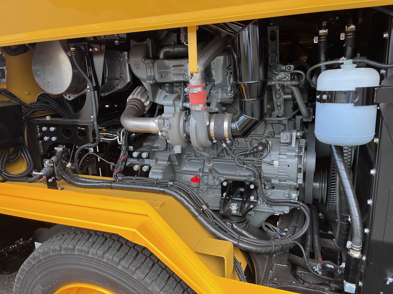 B2361D01-4CFF-464C-9FAE-2B376F638326