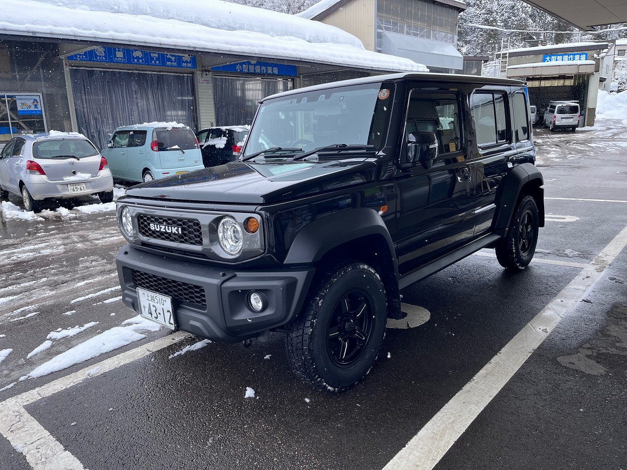 6573A595-C9D8-45A0-BEB1-CA10421F213A